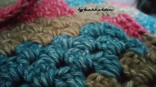 BEZIGE VINGERS SHARINA 1