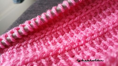 BEZIGE VINGERS SHARINA 3